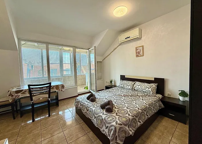 Apartamento студио в централната част на - The